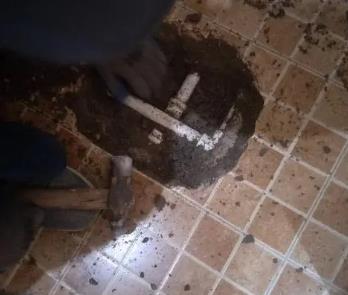 儋州卫生间漏水维修公司为您分享下卫生间渗水如何处理及注意事项